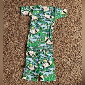 CWDKids Size 4 Shark Pajamas- Shorts and Top NWT